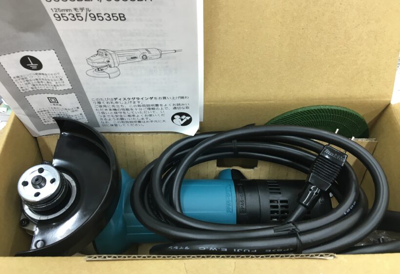 マキタ 9533B ディスクグラインダ お買取しました 【ハンズクラフト