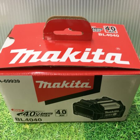 スタッフ