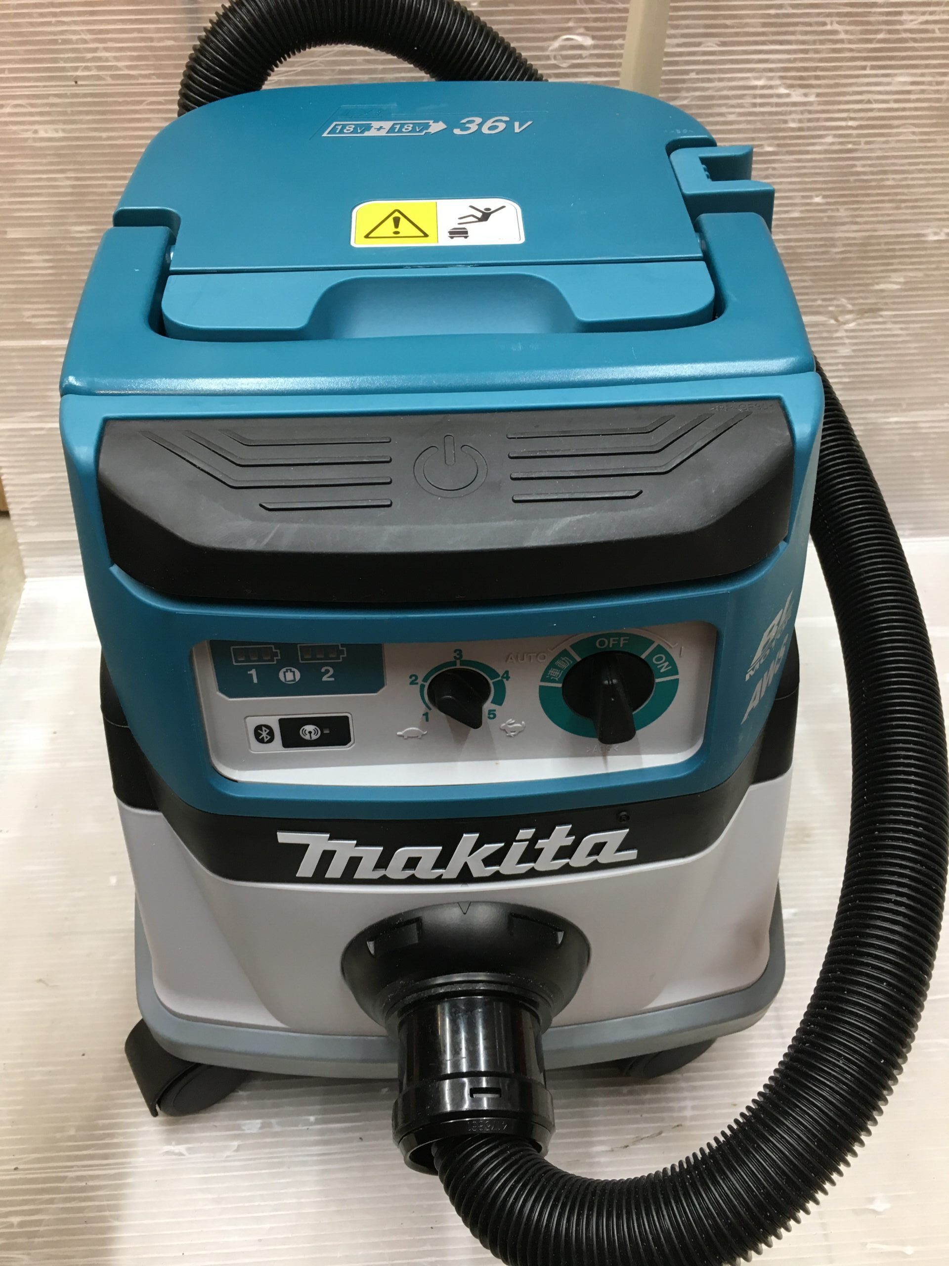 マキタ 粉じん専用 業務用充電式集じん機お買取りしました！！【ハンズ 