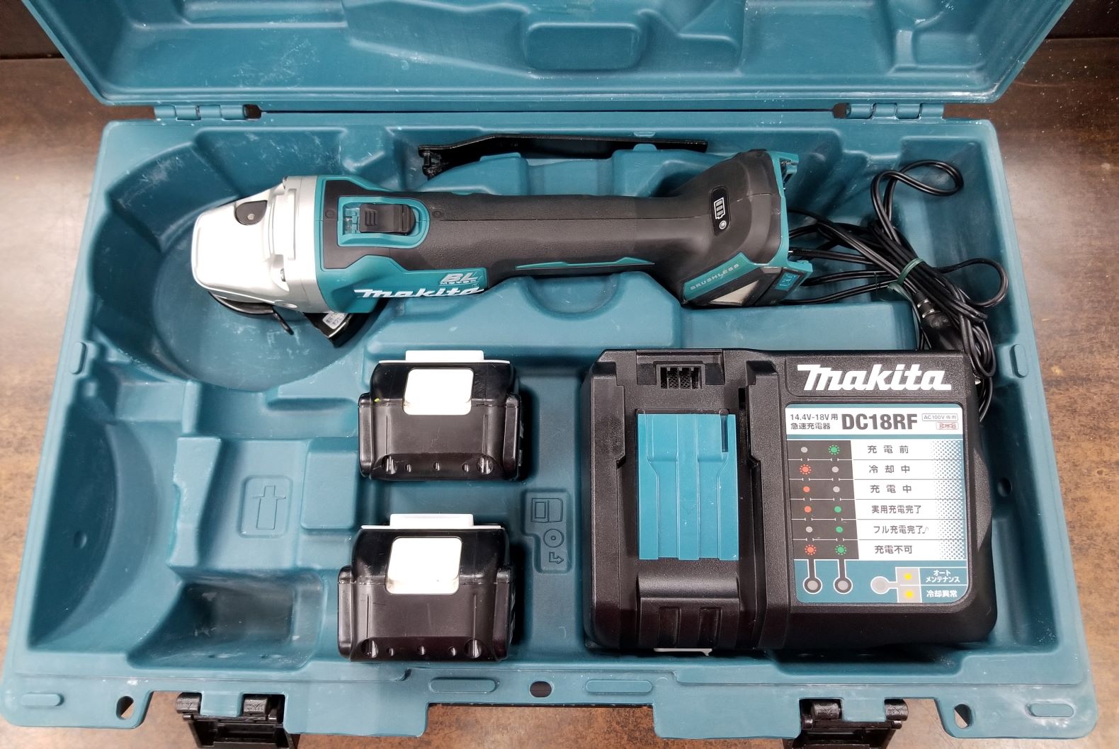 マキタ GA404DRGXN 充電式ディスクグラインダー 中古美品 お買取いたし