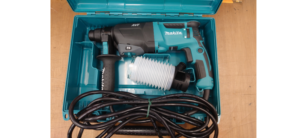 値下げ特価品】【中古品】マキタハンマドリル HR2600 ケース付き